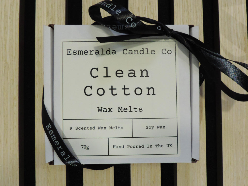 Esmeralda Candle Co Clean Cotton wax melts gift box with 9 scented soy wax melts, 70g, hand poured in the UK, fresh linen-inspired fragrance.