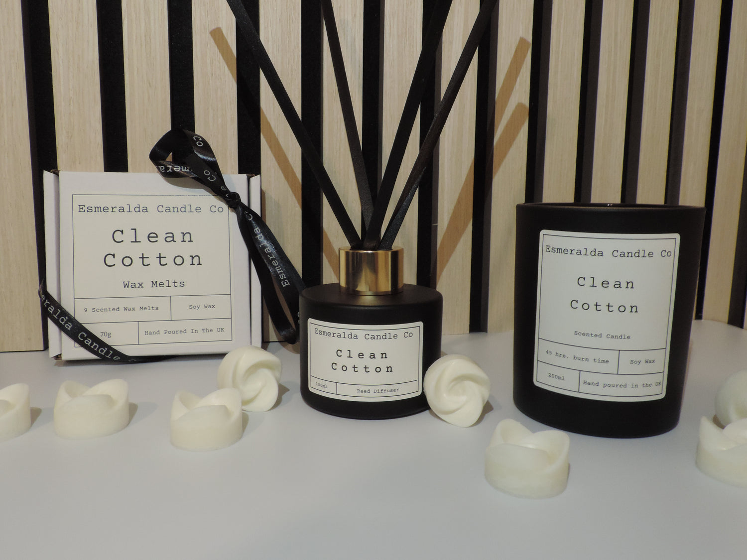 gift set clean cotton scents , candle wax melts and reed diffuser